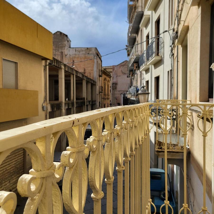 The Holiday House - Arricriati Trapani Exterior photo